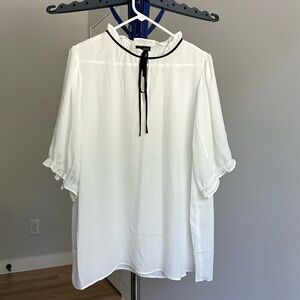 Like New City Chic Blouse
